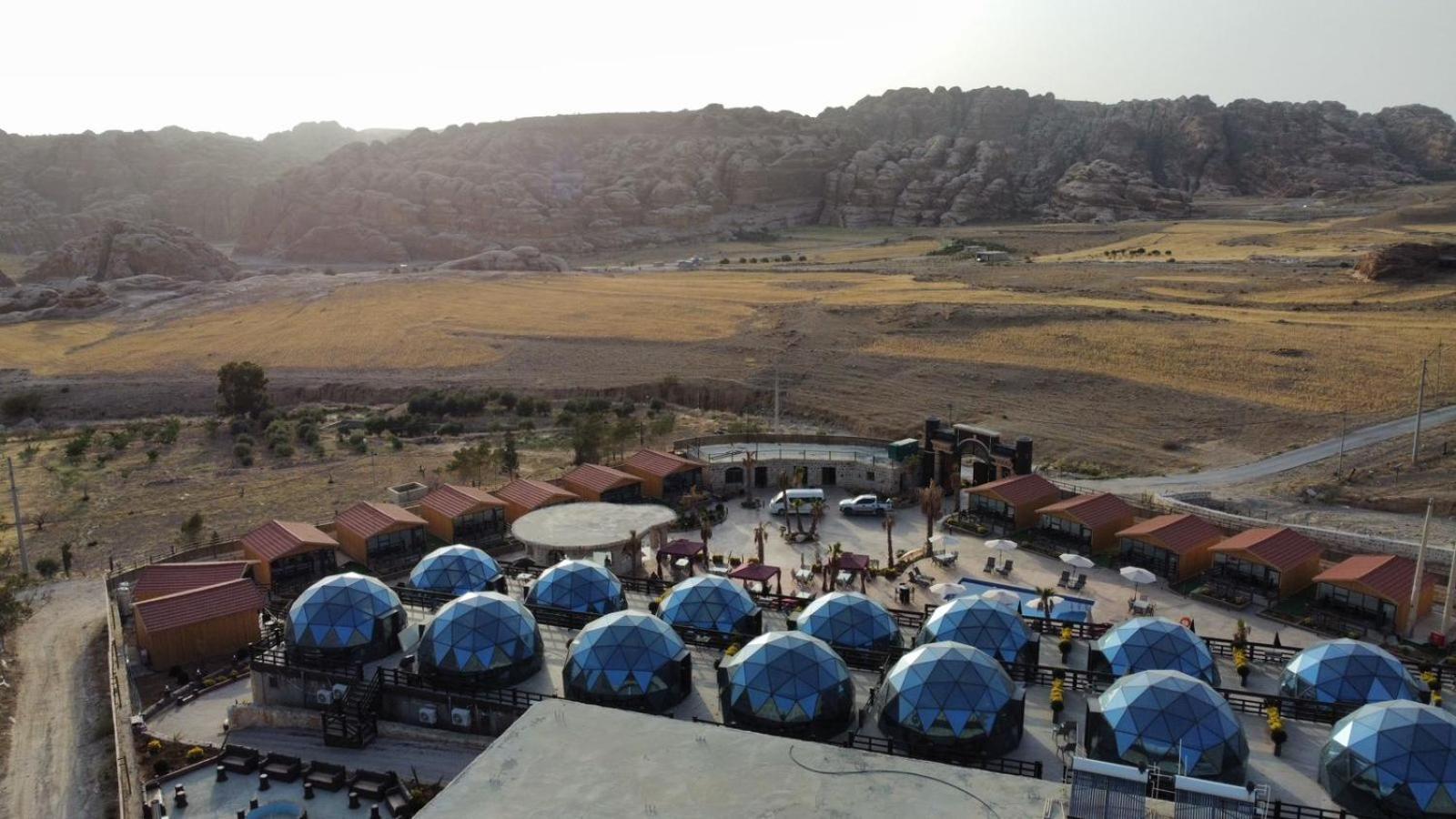 Petra Seasons Luxury Resort Al Hayy Exterior photo